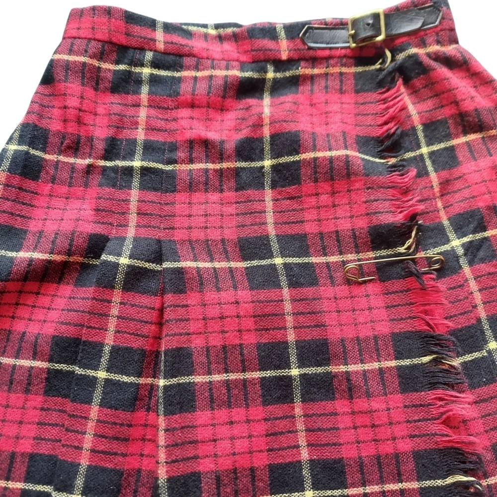 Vintage Red Black Tartan Plaid Skirt with Side Fringe